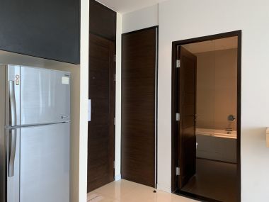 For rent at Eight Thonglor Residence 1 Bedroom 1 Bathroom Size 55 Sqm. 11th Floor 40,000THB/month Fully furnished (can negotiate)