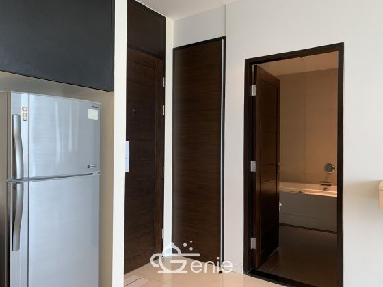 For rent at Eight Thonglor Residence 1 Bedroom 1 Bathroom Size 55 Sqm. 11th Floor 40,000THB/month Fully furnished (can negotiate)