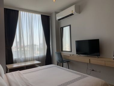 For rent at Eight Thonglor Residence 1 Bedroom 1 Bathroom Size 55 Sqm. 11th Floor 40,000THB/month Fully furnished (can negotiate)