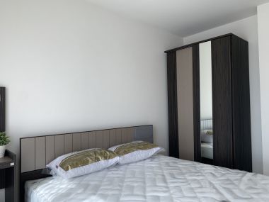 For rant at Life Sukhumvit 48 1 Bedroom 1 Bathroom 18,000THB/month Fully furnished