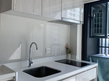 For rant at Life Sukhumvit 48 1 Bedroom 1 Bathroom 18,000THB/month Fully furnished