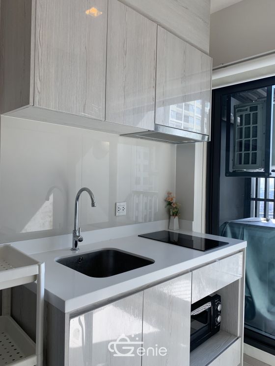 For rant at Life Sukhumvit 48 1 Bedroom 1 Bathroom 18,000THB/month Fully furnished