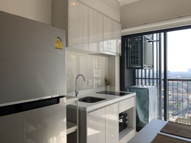 For rant at Life Sukhumvit 48 1 Bedroom 1 Bathroom 18,000THB/month Fully furnished