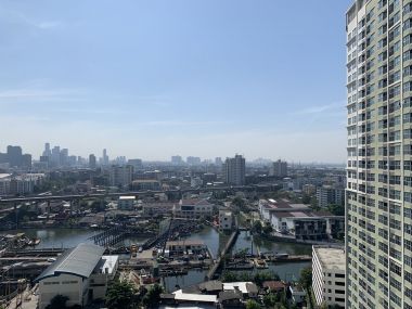 For rant at Life Sukhumvit 48 1 Bedroom 1 Bathroom 18,000THB/month Fully furnished