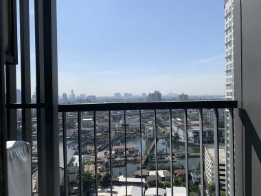 For rant at Life Sukhumvit 48 1 Bedroom 1 Bathroom 18,000THB/month Fully furnished