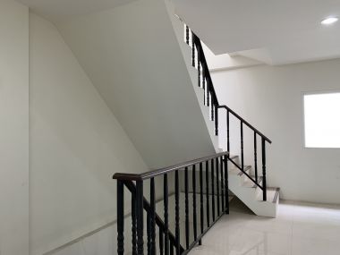 ขาย/เช่า Home Office พระราม 3 ซอย 41 ขาย 17,000,000 บาท เช่าเพียง 70,000บาท/เดือน 4 ชั้น 3 ห้องน้ำ ขนาด 35 ตรว. พื้นที่ใช้สอย 250 ตรม. มี Rooftop ใกล้ BTS วัดดอกไม้