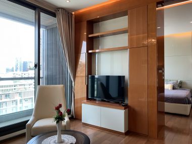 ปล่อยเช่า! The Address Sukhumvit 28 ในราคาเพียง 40,000บาท/เดือน 1 ห้องนอน 1 ห้องน้ำ 55ตรม. ใกล้ BTS พร้อมพงษ์ เฟอร์นิเจอร์ครบพร้อมเข้าอยู่ รหัส 2786
