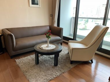 ปล่อยเช่า! The Address Sukhumvit 28 ในราคาเพียง 40,000บาท/เดือน 1 ห้องนอน 1 ห้องน้ำ 55ตรม. ใกล้ BTS พร้อมพงษ์ เฟอร์นิเจอร์ครบพร้อมเข้าอยู่ รหัส 2786