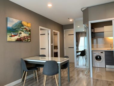 Sell ​​Centric Sathorn - Saint Louis 2 bedrooms, 2 bathrooms, price only 15,000,000 baht Half transfer fee, near BTS St. Louis, fully furnished, ready to move in Code 2792