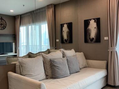 Sell ​​Centric Sathorn - Saint Louis 2 bedrooms, 2 bathrooms, price only 15,000,000 baht Half transfer fee, near BTS St. Louis, fully furnished, ready to move in Code 2792