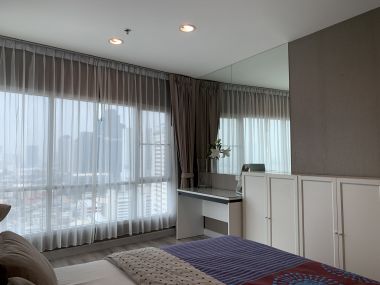 Sell ​​Centric Sathorn - Saint Louis 2 bedrooms, 2 bathrooms, price only 15,000,000 baht Half transfer fee, near BTS St. Louis, fully furnished, ready to move in Code 2792