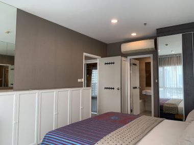 Sell ​​Centric Sathorn - Saint Louis 2 bedrooms, 2 bathrooms, price only 15,000,000 baht Half transfer fee, near BTS St. Louis, fully furnished, ready to move in Code 2792