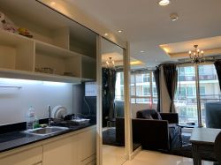 ** Hot Deal! ** For rent/sale at The Clover Thonglor 1 Bedroom 1 Bathroom Size : 40Sq.m.  Fully furnished Code