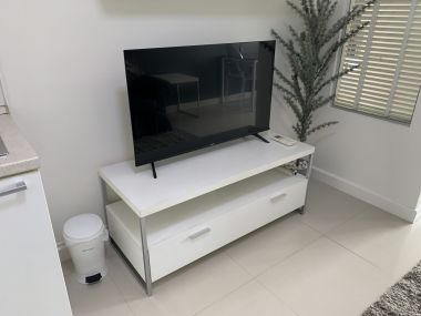 ** Hot Deal! ** For rent/sale at The Clover Thonglor 1 Bedroom 1 Bathroom Size : 39 Sq.m. Fully furnished Code 2794