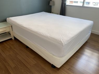 ** Hot Deal! ** For rent/sale at The Clover Thonglor 1 Bedroom 1 Bathroom Size : 39 Sq.m. Fully furnished Code 2794