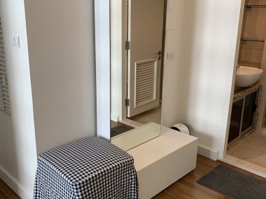 ** Hot Deal! ** For rent/sale at The Clover Thonglor 1 Bedroom 1 Bathroom Size : 39 Sq.m. Fully furnished Code 2794