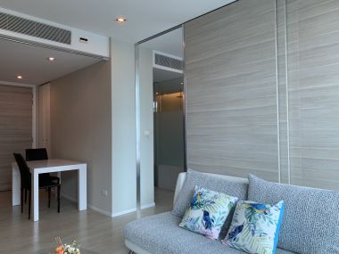 For rent at The Room Sukhumvit 21 1 Bedroom 1 Bathroom 30,000THB/month Fully furnished