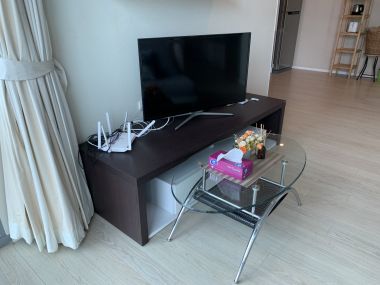 For rent at The Room Sukhumvit 21 1 Bedroom 1 Bathroom 30,000THB/month Fully furnished