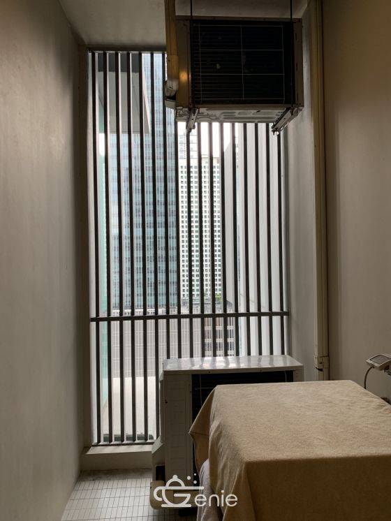 คอนโดให้เช่า The Room Sukhumvit 21 เพียง 30,000บาท/เดือน 1 ห้องนอน 1 ห้องน้ำ 50 ตรม. เฟอร์นิเจอร์ครบพร้อมเข้าอยู่