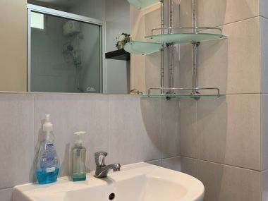 ปล่อยเช่า! Condo One X Sukhumvit 26 ในราคาเพียง 16,000 บาท/เดือน สตูดิโอ 1 ห้องน้ำ 35 ตรม. ใกล้ BTS พร้อมพงษ์ เฟอร์นิเจอร์ครบพร้อมเข้าอยู่ (ต่อรองราคาได้)