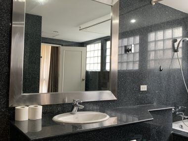 For rent! ! ! Prime Mansion Promsri for only 50, 000 baht/month, 2 bedrooms, 2 bathrooms, 138 sq m., near BTS Phrom Phong, fully furnished, ready to move in Code 2804