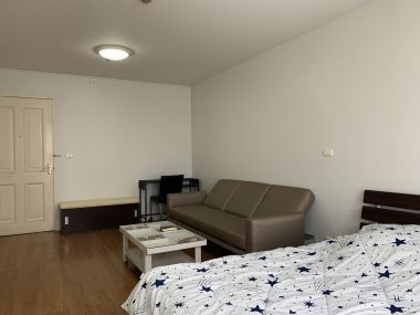 ปล่อยเช่า! Condo One X Sukhumvit 26 ในราคาเพียง 16,000 บาท/เดือน สตูดิโอ 1 ห้องน้ำ 35 ตรม. ใกล้ BTS พร้อมพงษ์ เฟอร์นิเจอร์ครบพร้อมเข้าอยู่ (ต่อรองราคาได้)