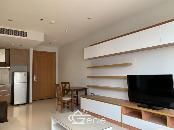 For rent! at The Emporio Place 1 Bedroom 1 Bathroom 35,000 THB/month Fully furnished