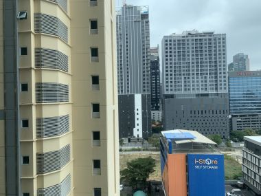 For rent! at The Emporio Place 1 Bedroom 1 Bathroom 35,000 THB/month Fully furnished