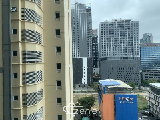 For rent! at The Emporio Place 1 Bedroom 1 Bathroom 35,000 THB/month Fully furnished
