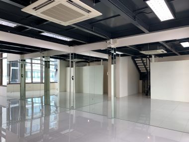 Special price!!! for rent! at The Emporio Place 2 Bedroom 2 Bathroom 60,000THB/month Fully furnished