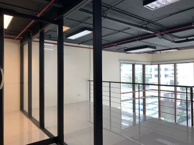 Special price!!! for rent! at The Emporio Place 2 Bedroom 2 Bathroom 60,000THB/month Fully furnished