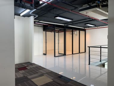 Special price!!! for rent! at The Emporio Place 2 Bedroom 2 Bathroom 60,000THB/month Fully furnished