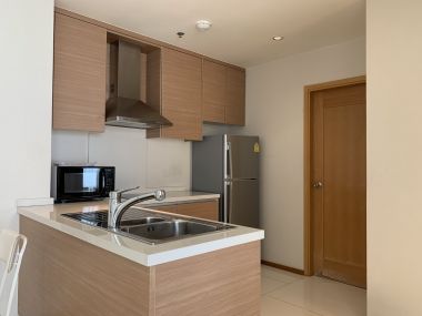 Special price!!! for rent! at The Emporio Place 2 Bedroom 2 Bathroom 70,000THB/month Fully furnished