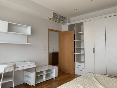 Special price!!! for rent! at The Emporio Place 2 Bedroom 2 Bathroom 70,000THB/month Fully furnished