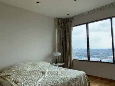 Special price!!! for rent! at The Emporio Place 2 Bedroom 2 Bathroom 70,000THB/month Fully furnished