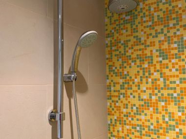 Sell/rent!! Plus 38 Hip, price 4,900,000 baht, rent for only 22,000 baht/month Large room, comfortable, size 50 sq m., near BTS Thonglor, fully furnished, ready to move in.