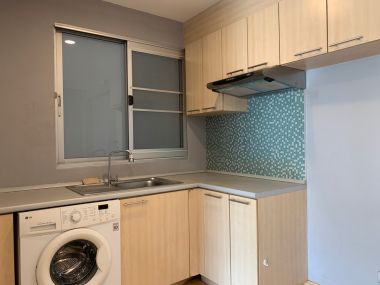 For Sale !!! Plus 38 Hip 1 bedroom, bathroom, price only 4,500,000 baht, half transfer fee, near BTS Thonglor, fully furnished, ready to move in