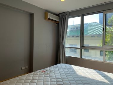 For Sale !!! Plus 38 Hip 1 bedroom, bathroom, price only 4,500,000 baht, half transfer fee, near BTS Thonglor, fully furnished, ready to move in