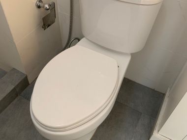 For Sale !!! Plus 38 Hip 1 bedroom, bathroom, price only 4,500,000 baht, half transfer fee, near BTS Thonglor, fully furnished, ready to move in