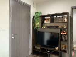 ปล่อยเช่า! The Base Park East Sukhumvit 77 1 ห้องนอน 1 ห้องน้ำ 31 ตรม. ราคาเพียง 14,000 บาท/เดือนใกล้ BTS พระโขนง เฟอร์นิเจอร์ครบพร้อมเข้าอยู่