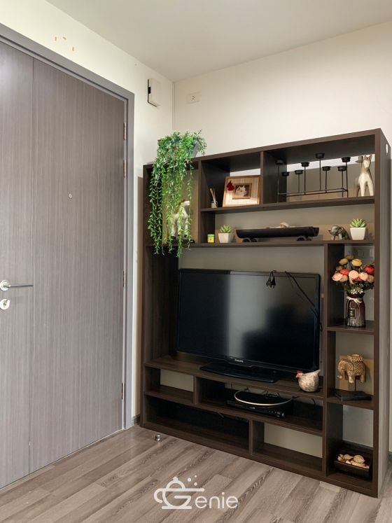 ปล่อยเช่า! The Base Park East Sukhumvit 77 1 ห้องนอน 1 ห้องน้ำ 31 ตรม. ราคาเพียง 14,000 บาท/เดือนใกล้ BTS พระโขนง เฟอร์นิเจอร์ครบพร้อมเข้าอยู่