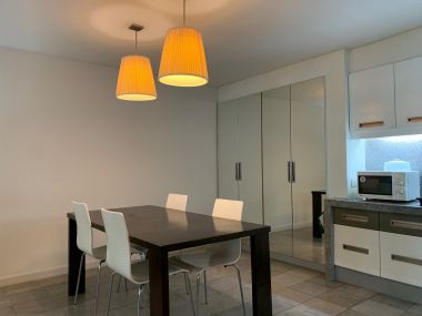 Rent out! Raintree Villa for only 20,000 baht/month, 1 bedroom, 1 bathroom, 66 sq m., near BTS Thonglor, fully furnished, ready to move in.