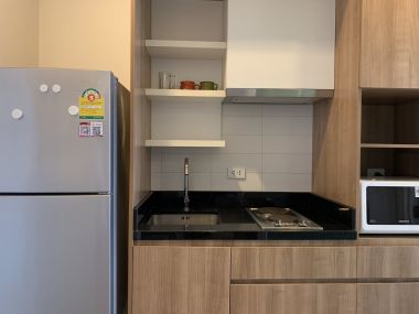Rent out! Blocs 77 for only 13,000 baht/month Studio 1 bathroom 31 sq m. Near BTS On Nut, fully furnished, ready to move in.