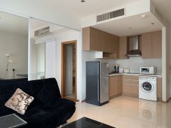 For rent! at The Emporio Place 1 Bedroom 1 Bathroom 25,000 THB/month Fully furnished