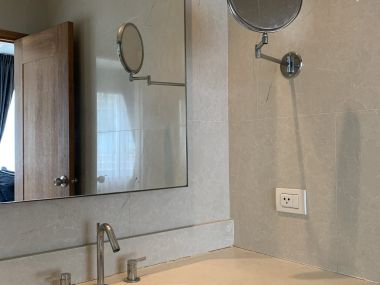 For rent! at The Emporio Place 1 Bedroom 1 Bathroom 25,000 THB/month Fully furnished