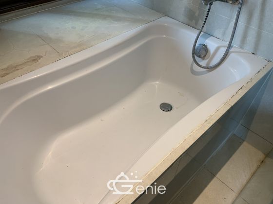 For rent! at The Emporio Place 1 Bedroom 1 Bathroom 25,000 THB/month Fully furnished