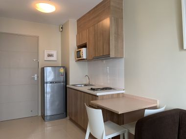 For sale at Ideo Mix Sukhumvit 103 1 Bedroom 1 Bathroom 2,850,000THB Transfer fee 50/50 Fully furnished