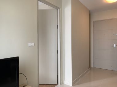 For sale at Ideo Mix Sukhumvit 103 1 Bedroom 1 Bathroom 2,850,000THB Transfer fee 50/50 Fully furnished