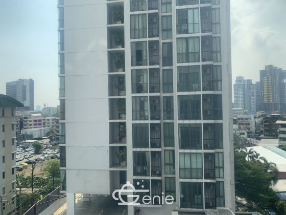 For sale at Ideo Mix Sukhumvit 103 1 Bedroom 1 Bathroom 2,850,000THB Transfer fee 50/50 Fully furnished
