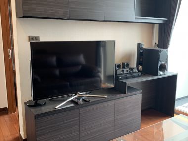 Sell l!!! ASHTON MORPH 38 for a price of 13,500,000 including all expenses, 2 bedrooms, 2 bathrooms, 71 sq m., near BTS Thonglor-Ekkamai. Fully furnished and ready to move in